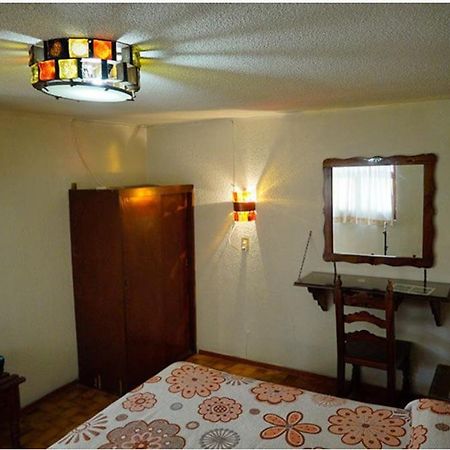 Hotel Atilanos Morelia Buitenkant foto