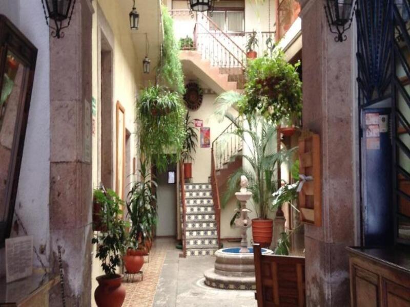 Hotel Atilanos Morelia Buitenkant foto