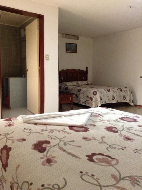 Hotel Atilanos Morelia Buitenkant foto
